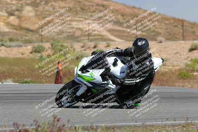 media/Apr-22-2023-TrackXperience (Sat) [[0ce6802930]]/Level 1/session 2 turn 5/